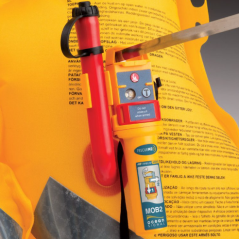 Ocean Signal rescueME MOB2 AIS Uomo a Mare con DSC | Electrowave 2